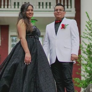 Meet your Posher, Williams